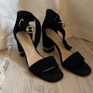Tommy Hilfiger black heels never been worn